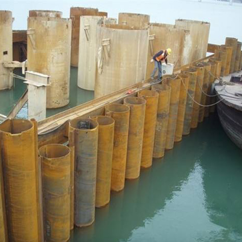 郑州钢护筒现场安装